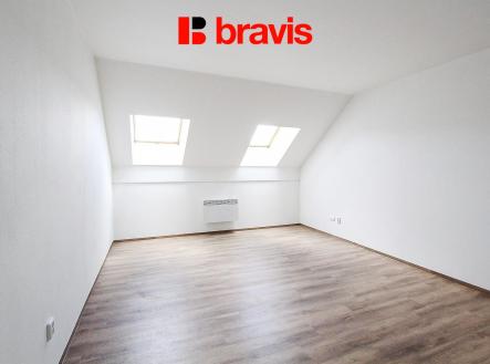 pronajem-bytu-1-kk-35-m2-ulice-francouzska-brno-zabrdovice-vytah-parkovani-po-kompletni-0a0aca | Pronájem bytu, 1+kk, 35 m²