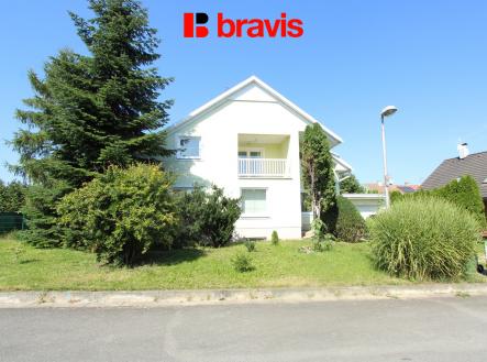 24 | Pronájem - dům/vila, 270 m²