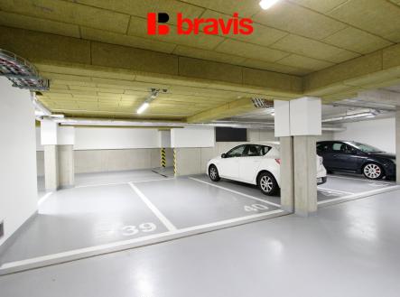 8 | Pronájem - malý objekt/garáž