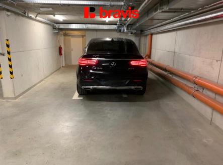 1a89b582-c008-4c27-b6b7-f58e4456cacc | Pronájem - malý objekt/garáž