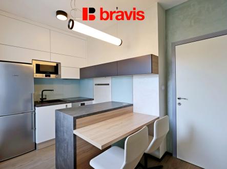 2 | Pronájem bytu, 1+kk, 42 m²