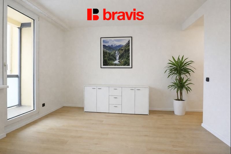 84e1547d-c3ec-49b1-95d0-9a0782cd44f2-md