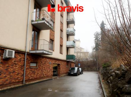 IMG_2113 upr. | Pronájem - malý objekt/garáž