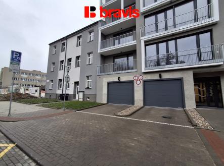 t.rmcl | Pronájem - malý objekt/garáž