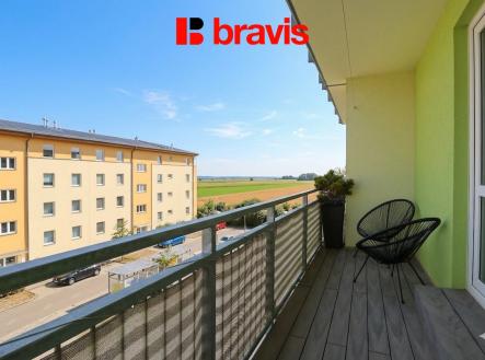 Gemini_Generated_Image_ymwtt2ymwtt2ymwt | Prodej bytu, 3+kk, 98 m²