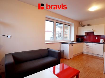 8 | Pronájem bytu, 2+kk, 46 m²