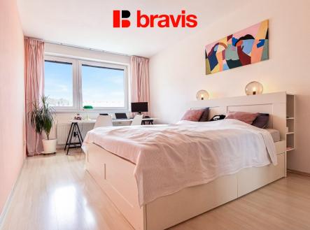 hf_20260326_120353_5e52804a-1f9c-4614-ab31-8c98a39f7752 | Pronájem bytu, 2+kk, 67 m²