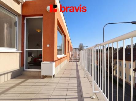 hf_20260326_120000_a2b82c7a-9a3d-49cb-b7bf-9ab70918aa1f | Pronájem bytu, 2+kk, 67 m²