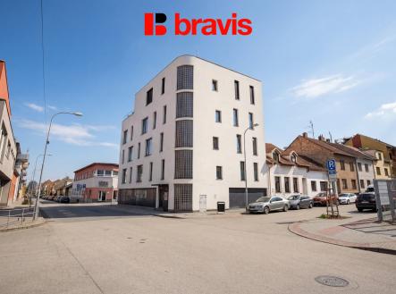 hf_20260331_105213_5d584067-ef03-4548-b66e-798d17d01a90 | Prodej bytu, 1+kk, 48 m²