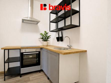 Modern skandinávská kuchyně s dřevem | Pronájem bytu, 2+kk, 65 m²
