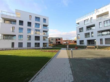 dum pohled.JPG | Pronájem bytu, 1+kk, 41 m²