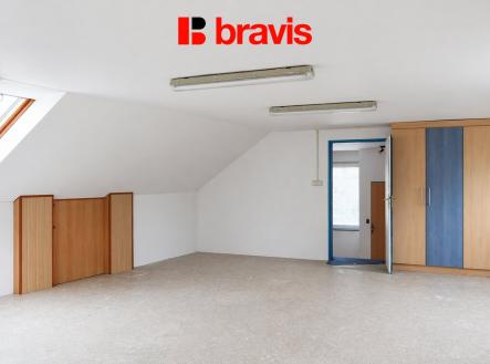 fcd60ae0-d6f6-47ea-8121-3341afb7aeb8 | Pronájem - obchodní prostor, 106 m²