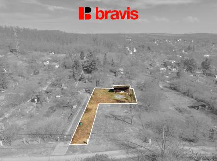 05_DJI_20260320110348_0391_D_ozn_pozemek2_ozn_FoceniBytu.cz | Prodej - pozemek pro bydlení, 635 m²