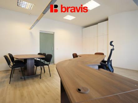 2 | Pronájem - kanceláře, 72 m²