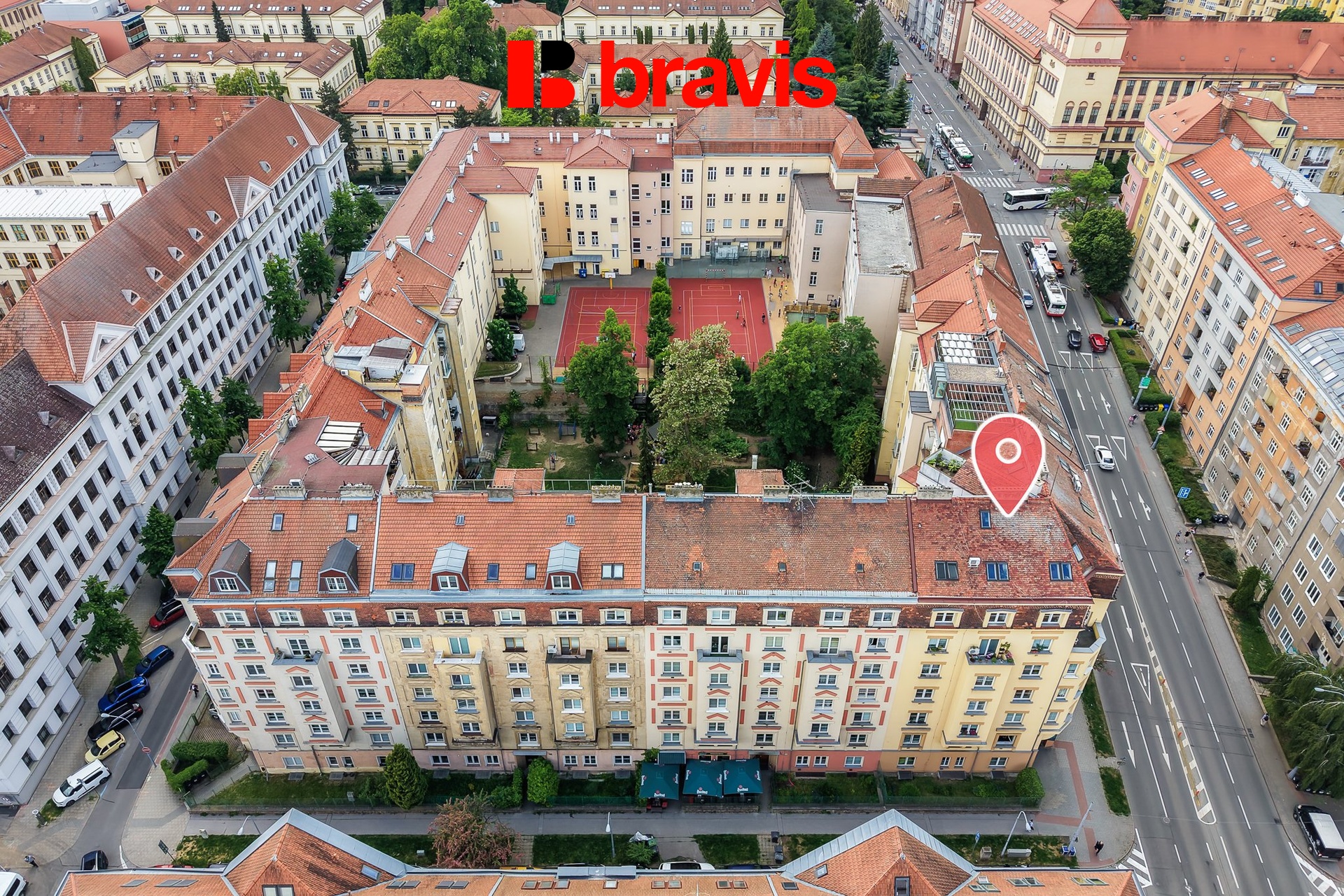25_DJI_20260520150029_0026_D_ozn_FoceniBytu.cz