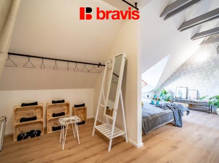 8 | Pronájem bytu, 1+kk, 39 m²