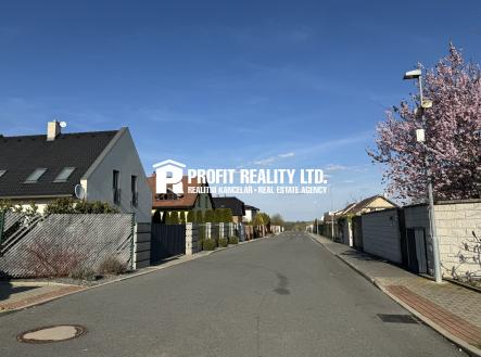 IMG_0181 | Prodej - pozemek pro bydlení, 819 m²