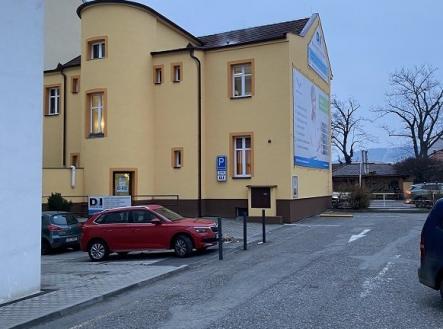 1 | Pronájem - kanceláře, 132 m²