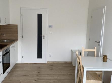 3 | Pronájem bytu, 2+kk, 44 m²