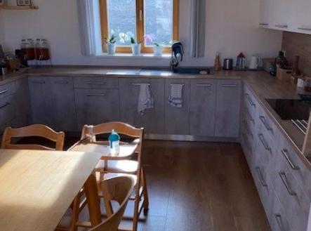 4. kuchyňská linka | Prodej - dům/vila, 230 m²