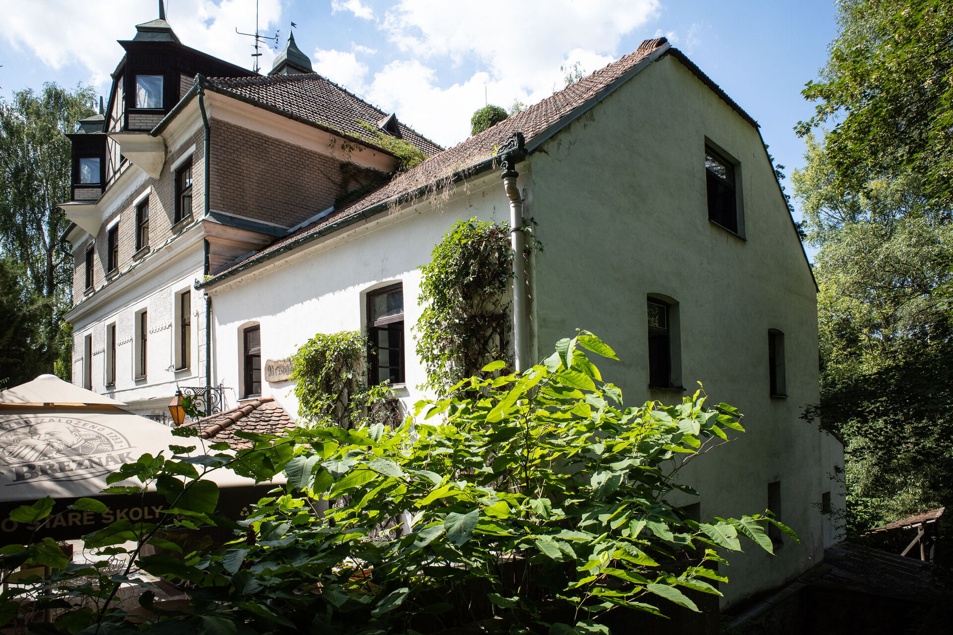 Prodej rodinného domu (zámečku) 825 m2, Brno-Žebětín