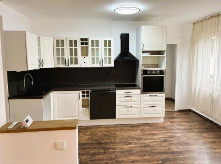 Pronájem bytu, 2+kk, 71 m²