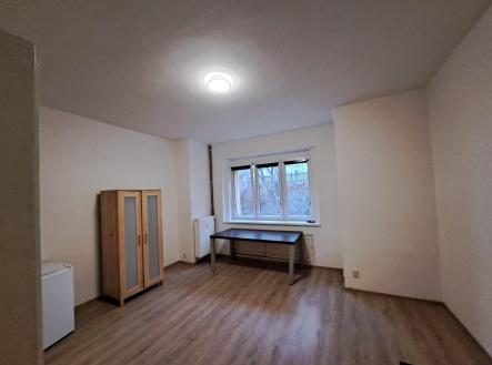 Pronájem bytu, 1+kk, 29 m²