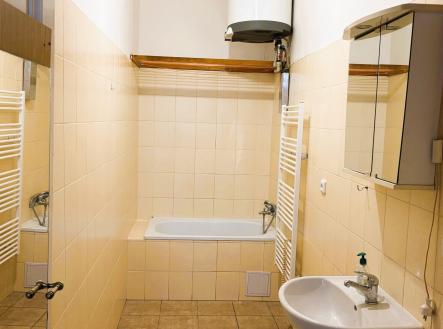 Pronájem bytu, 2+kk, 46 m²