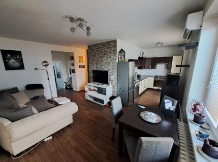 Pronájem bytu, 2+kk, 55 m²