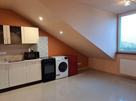Pronájem bytu, 1+kk, 24 m²
