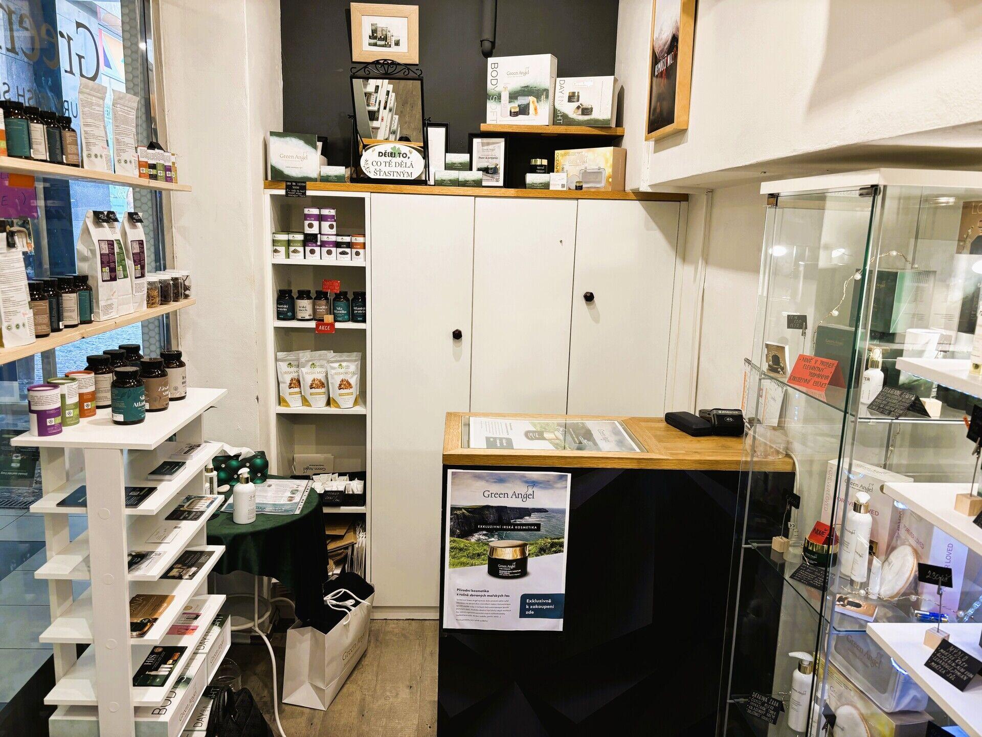 Pronájem obchodního prostoru 7m2