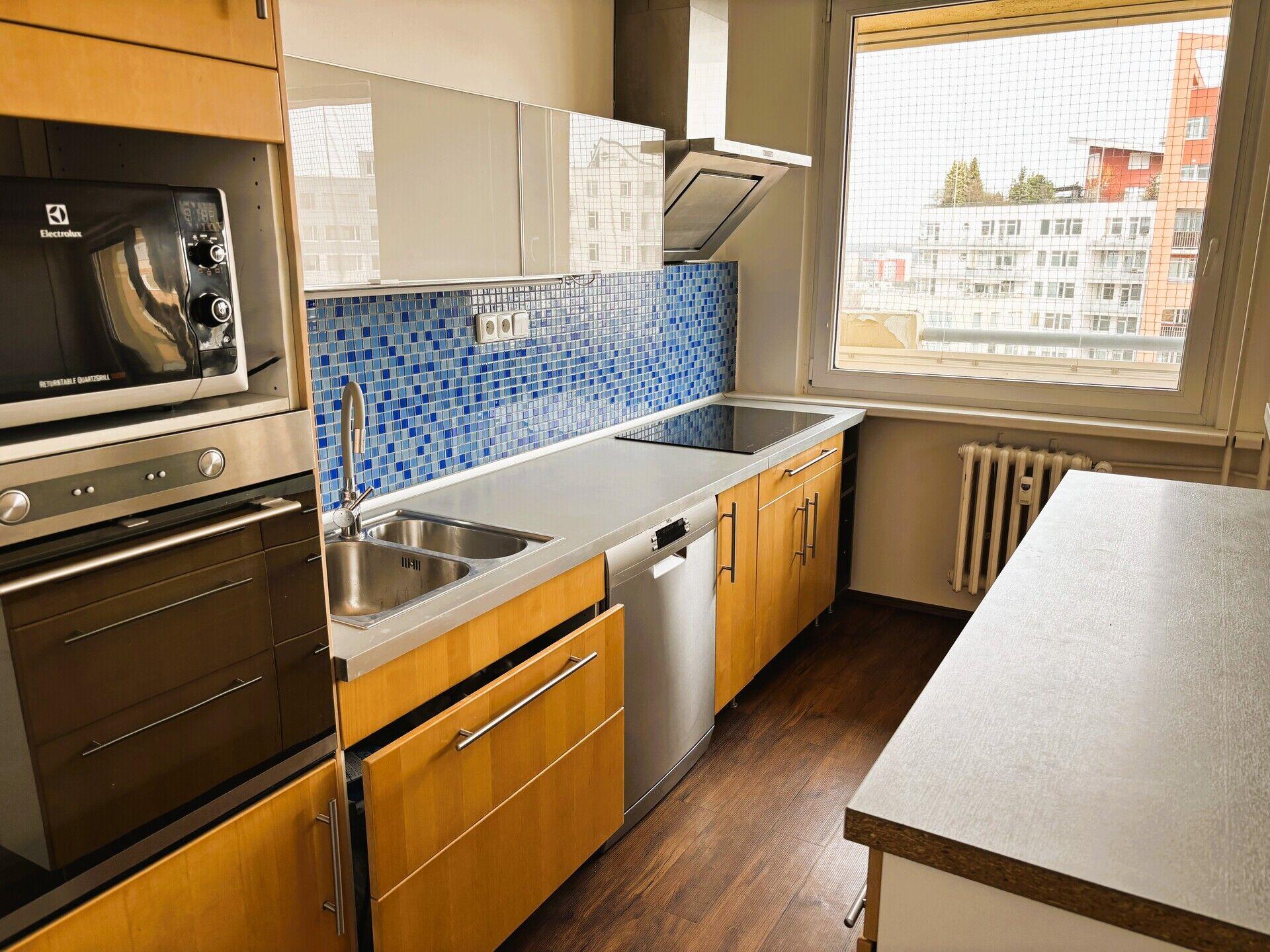 Pronájem krásného 3+kk 86 m2 se dvěma lodžiemi