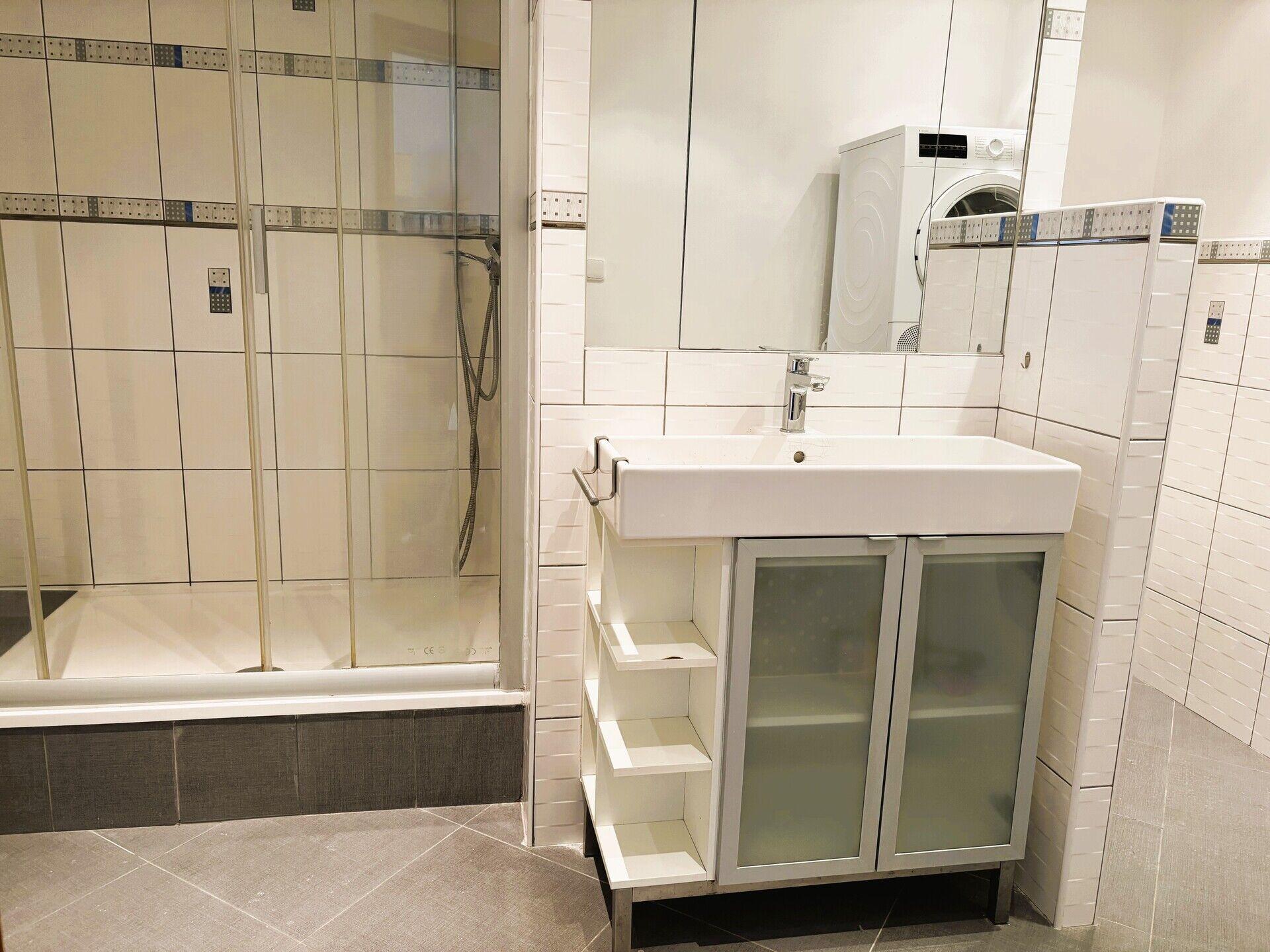 Pronájem krásného 3+kk 86 m2 se dvěma lodžiemi