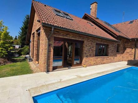 Prodej - dům/vila, 292 m²