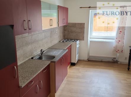 . | Prodej - dům/vila, 460 m²
