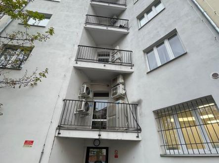 . | Prodej bytu, 1+kk, 48 m²