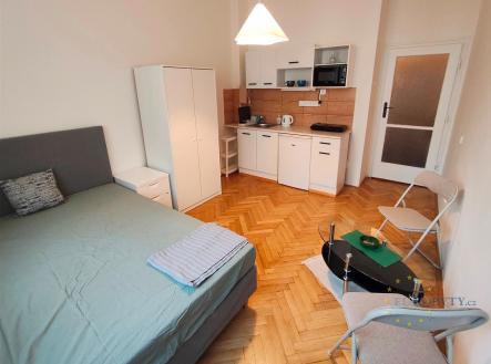 . | Pronájem bytu, 1+kk, 20 m²