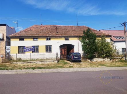 . | Prodej - pozemek pro bydlení, 4 302 m²