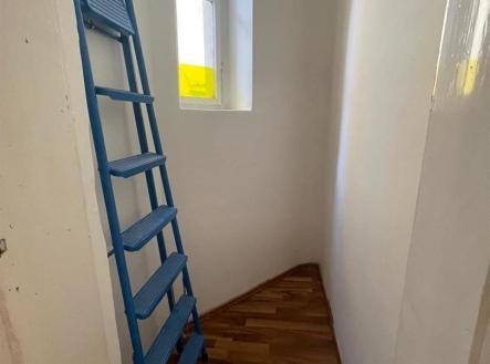. | Pronájem bytu, 2+kk, 37 m²
