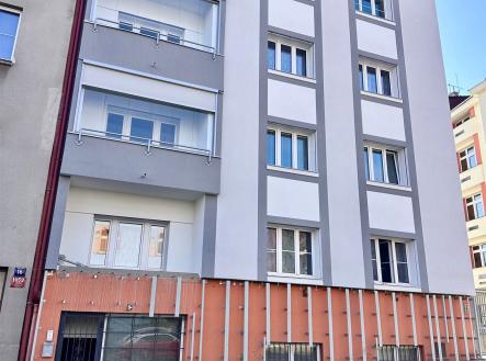 Prodej - obchodní prostor, 74 m² obrázek