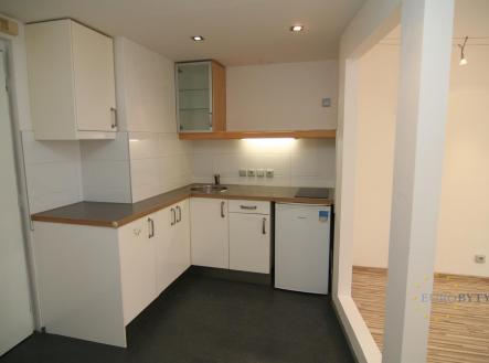 . | Pronájem bytu, 2+kk, 38 m²