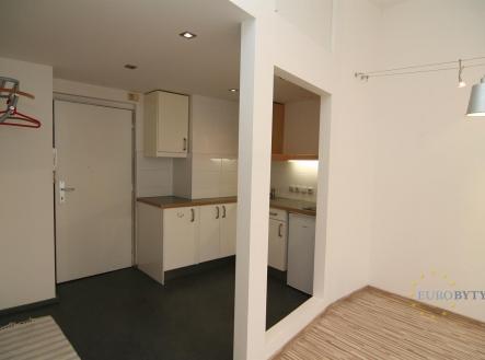 . | Pronájem bytu, 2+kk, 40 m²