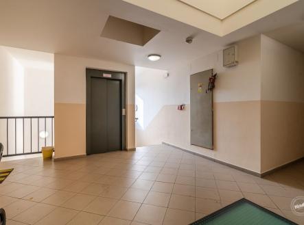 . | Prodej bytu, 5+kk, 97 m²