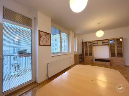 . | Pronájem bytu, 3+kk, 76 m²