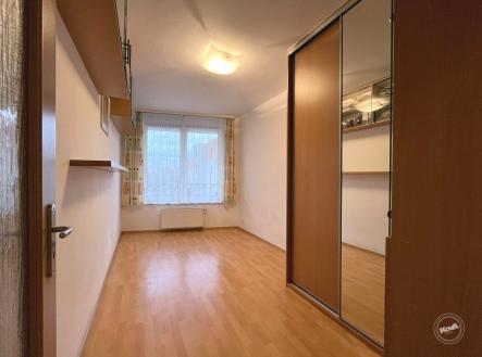 . | Pronájem bytu, 3+kk, 76 m²