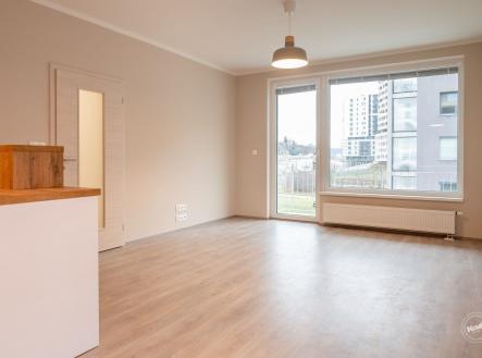 . | Pronájem bytu, 3+kk, 90 m²