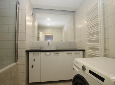 . | Prodej bytu, 4+1, 94 m²