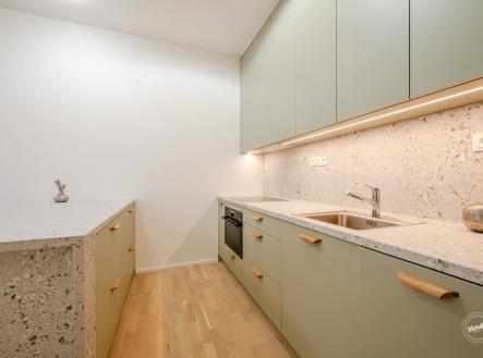 . | Pronájem bytu, 2+kk, 42 m²