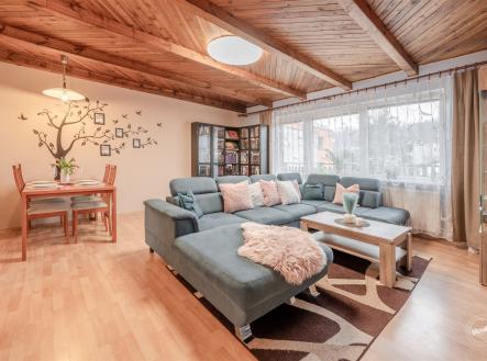 . | Prodej - dům/vila, 242 m²