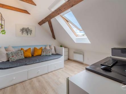 . | Prodej bytu, 3+kk, 82 m²
